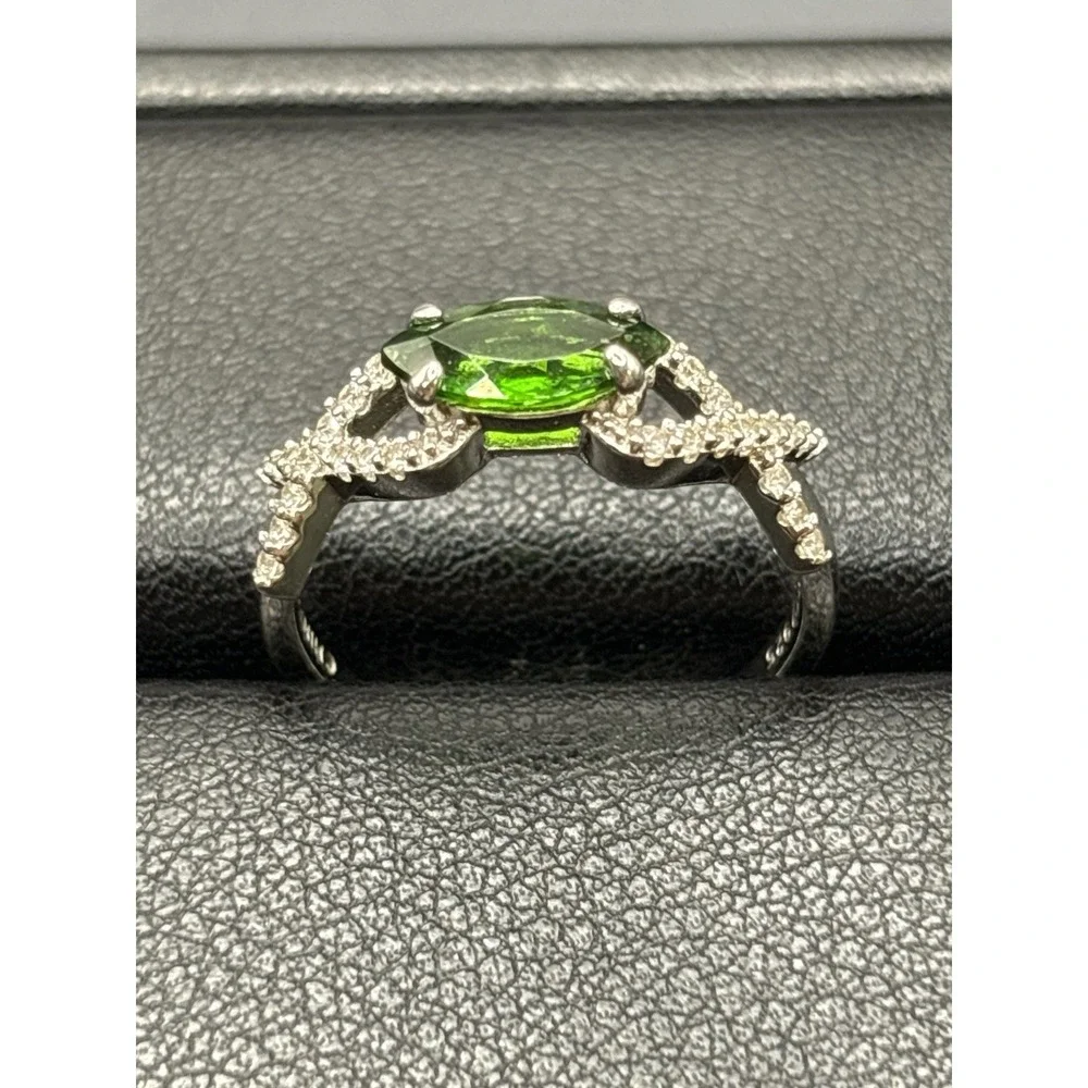 EUC Sterling Silver Chrome Diopside Ring Size 9 F9